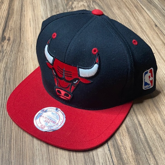 Chicago Bulls Mitchell & Ness Throwback SnapBack Hat NBA basketball cap BOOKIE - Picture 1 of 11